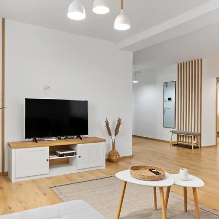 בוקרשט Herman Park View Cozy Apartment מראה חיצוני תמונה