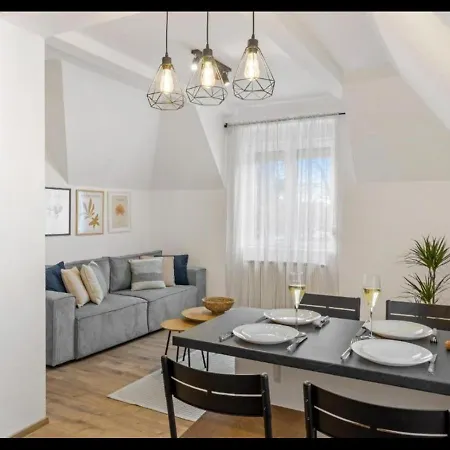 בוקרשט Herman Park View Cozy Apartment מראה חיצוני תמונה